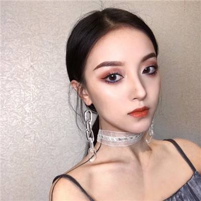 SoundHound股价跃升 25%，业绩强劲且上调业绩指引
